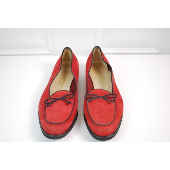 SALVATORE FERRAGAMO Red Suede w/ Black Patent Leather Piping/Bow Loafers US 8B - Picture 4 of 9